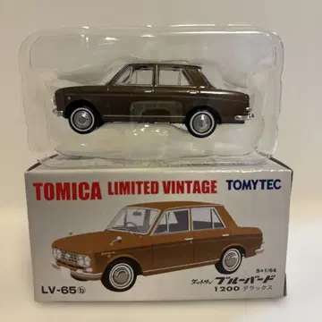 토미카 리미티드 빈티지 닷슨 블루버드 1200