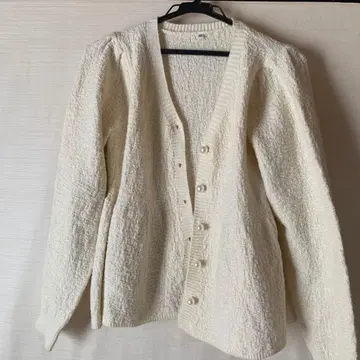 [ coca 코카 ] 라메 니트 펄 버튼 페플럼 가디건 M 사이즈