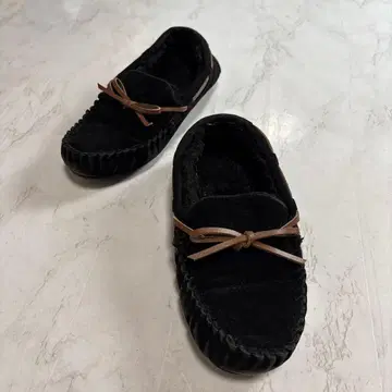 블랙 모카신 신발 리본 포함 안감 퍼 사이즈 S