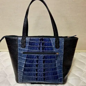 [ 새상품급 ] STORY 크로커다일풍 토트백 블랙과 파랑
