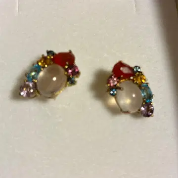 컬러풀 꽃 모티브 스터드 귀걸이