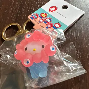 만박 산리오 미야쿠미야쿠 변신 입체 키링 클리어 키티