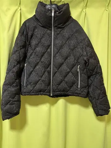 BAD HOP Breath 쇼트 기장 다운 자켓 블랙