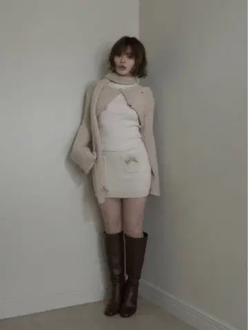 Andmary Zoff muffler knit set up beige