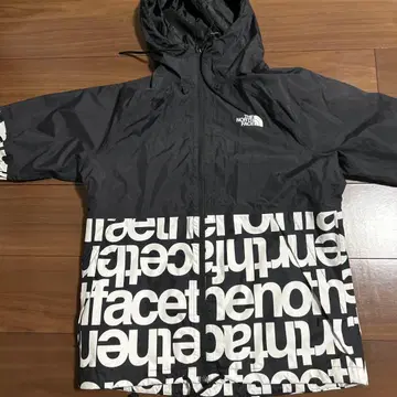 해외 모델 더 노스페이스 마운틴 후드티 블랙