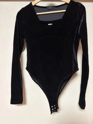 Ezick Corset line 벨로아 바디수트