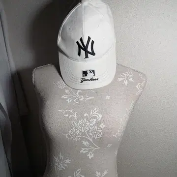 뉴욕 양키스 야구 모자 화이트