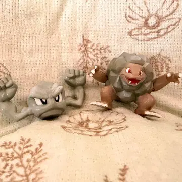 포켓몬 몬코레 이시츠부테, 고로냐 피규어 세트 레트로