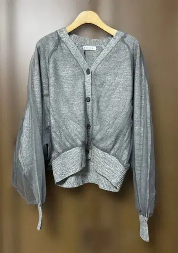 새상품급 CYNICAL 튤 도킹 가디건 시니컬