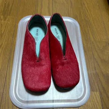 레드 퍼 오픈토 슈즈 24cm