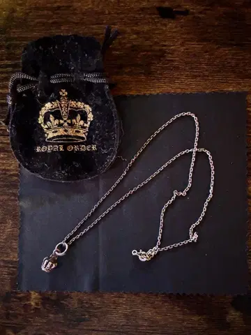 로얄오더 타이니 크라운 펜던트 목걸이