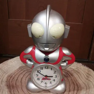 울트라맨 피규어형 알람 시계 약 25cm
