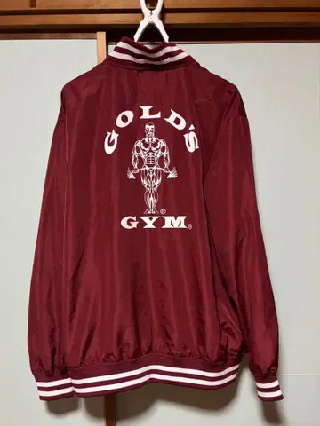 GOLD'S GYM 점퍼