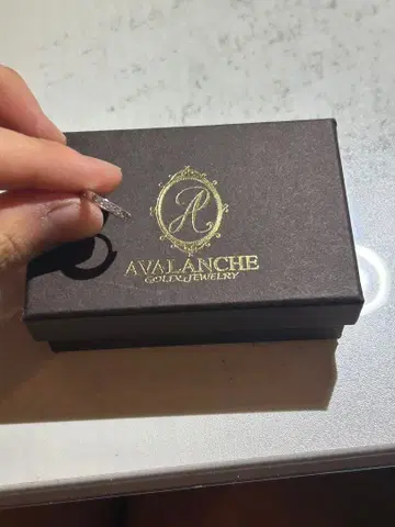 AVALANCHE 실버 귀걸이 (한쪽용)