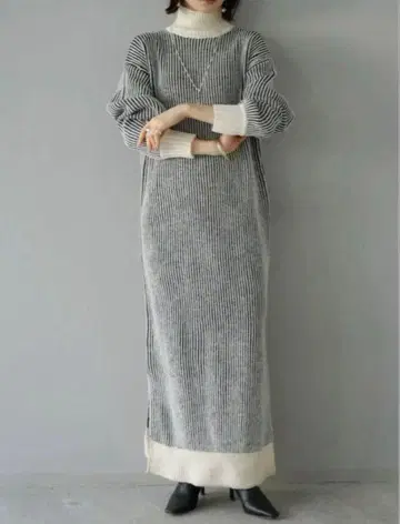 뤼미에 Lumier 하이넥 배색 스트라이프 리브 니트 원피스