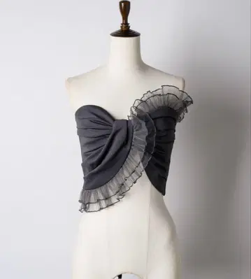 J1U by LA BELLE ETUDE 빅 리본 프릴 디자인 뷔스티에