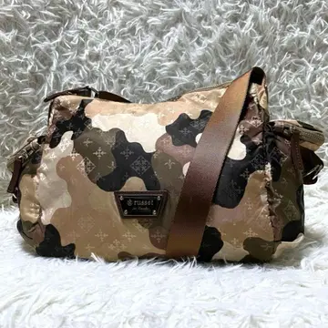 russet for Traveller 플레이트 부착 숄더백 카모플라주
