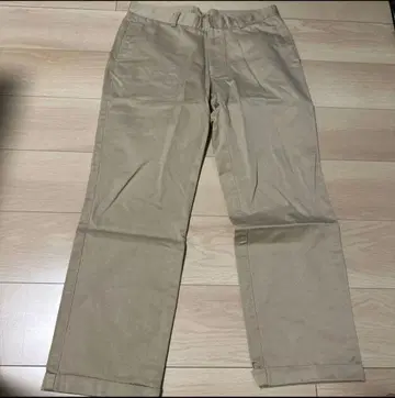 Lacoste 베이지 치노 팬츠