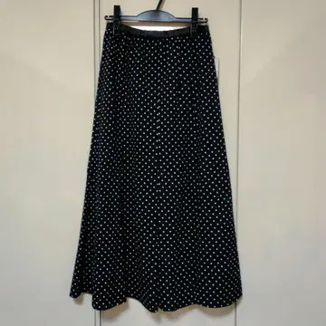 INTERPLANET 인터플래닛 도트 롱 스커트 블랙