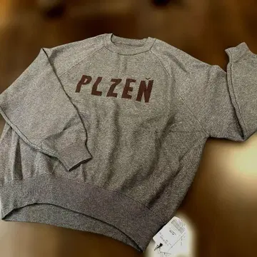 새상품 CLOCHE 로고 니트 풀오버