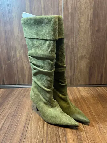 새상품급 올리브 그린 스웨이드 롱 부츠