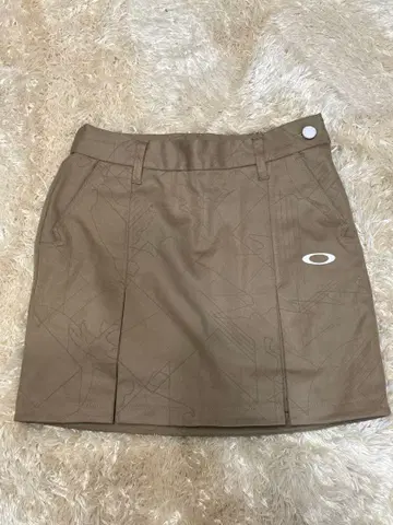 OAKLEY 브라운 패턴 스커트 S 사이즈