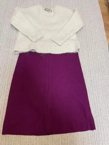 ROPE 스웨터와 스커트 셋업