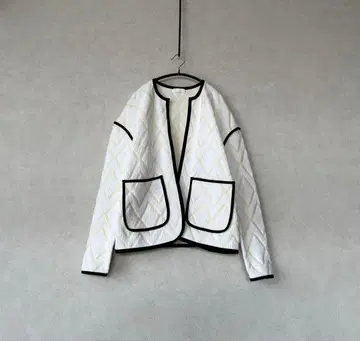 TOMORROWLAND 63,800엔 고출력 스트레치 가디건