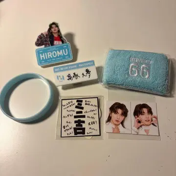 INI 타카츠카 히로무 캡슐 토이 핀 배지 러버 밴드 XQUARE FTC