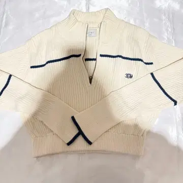 juemi 하프 지퍼 니트