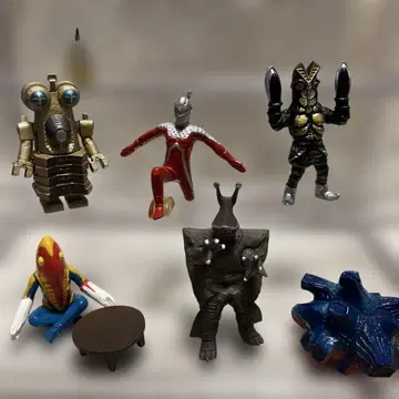 HG 울트라맨 괴수 세트