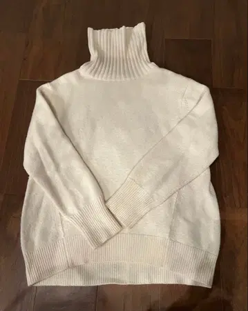 UNITED ARROWS 터틀넥 니트