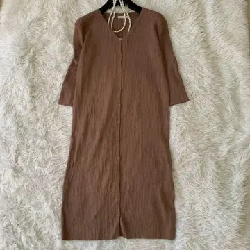 COHINA 브라운 V넥 리브 니트 롱 원피스