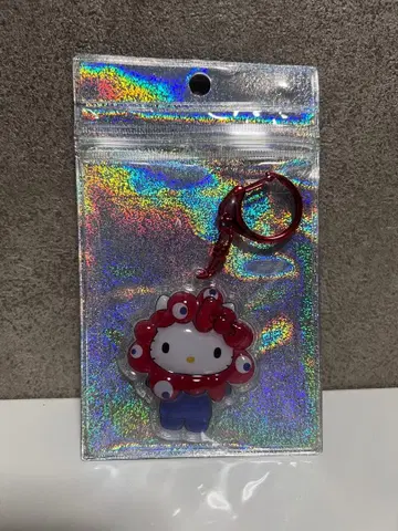 헬로키티 미야쿠미야쿠 변신 푹신 입체 키링 오사카 간사이 만박