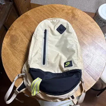 NIKE 90s 00s archive backpack y2k tech