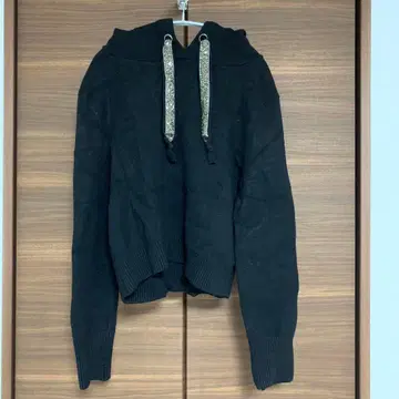 ZARA 글리터 끈 후드티 블랙