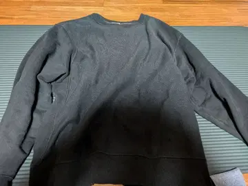 Champion 리버스 위브 블랙 맨투맨 챔피온