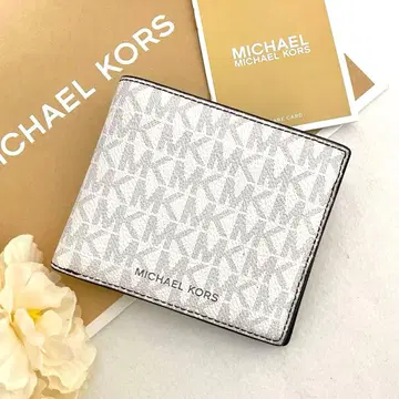 새상품 MICHAEL KORS 남성용 화이트 시그니처 가죽 접이식 지갑