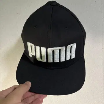 PUMA 블랙 캡과 vans 세트