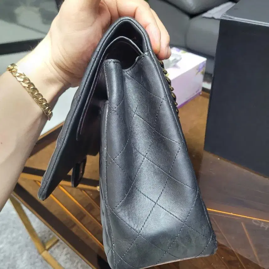 샤넬 클래식 맥시 정품 사진 8