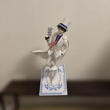 괴도 키드 명탐정 코난 피규어