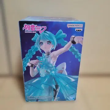 하츠네 미쿠 Clearluxe -EmeraldGem- 피규어