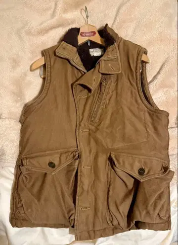 FREEWHEELERS & CO.WINTER AVIATORS' VEST