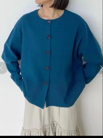 새상품급 apart by lowrys 12G 하프 밀라노 크루 가디건