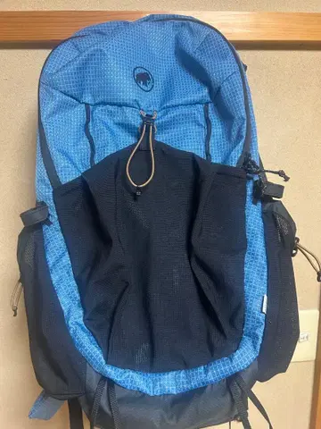 경량 아웃도어 백팩 메쉬 포켓 부착