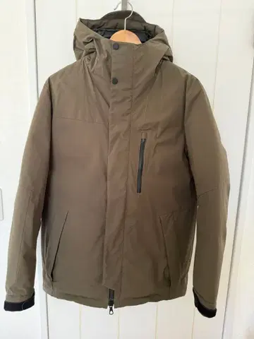 새상품급 나노 유니버스 다운 자켓