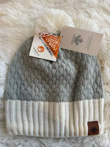 미사용 새상품 DESCENTE 니트 모자 DKC-6232J 그레이 화이트