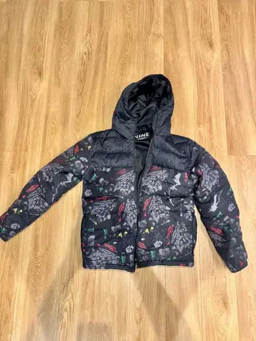 NINE RULAZ LINE 다운 자켓 후드 부착