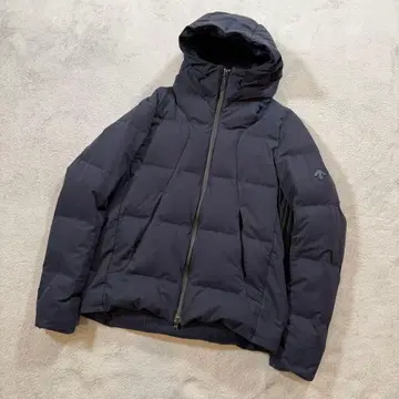 데상트 올마인드 수다운 마운테니어 DAMOGK32U 네이비