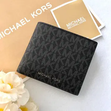 새상품 MICHAEL KORS 남성용 블랙 시그니처 가죽 접이식 지갑